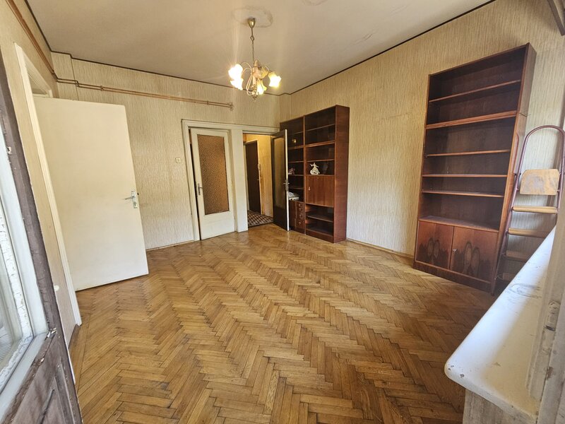 Str. Bocsa, zona Batistei, Cartier Armenesc de vanzare ap. 4 cam.