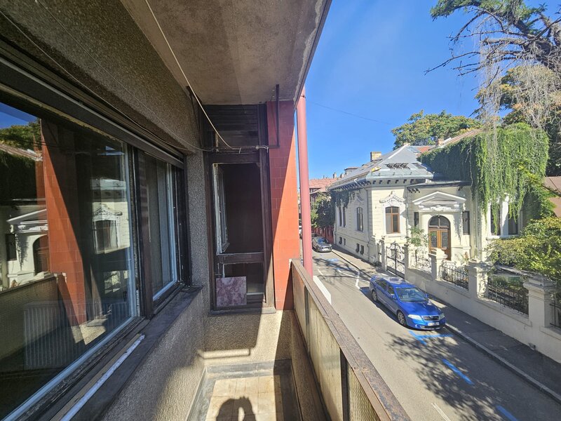 Str. Bocsa, zona Batistei, Cartier Armenesc de vanzare ap. 4 cam.